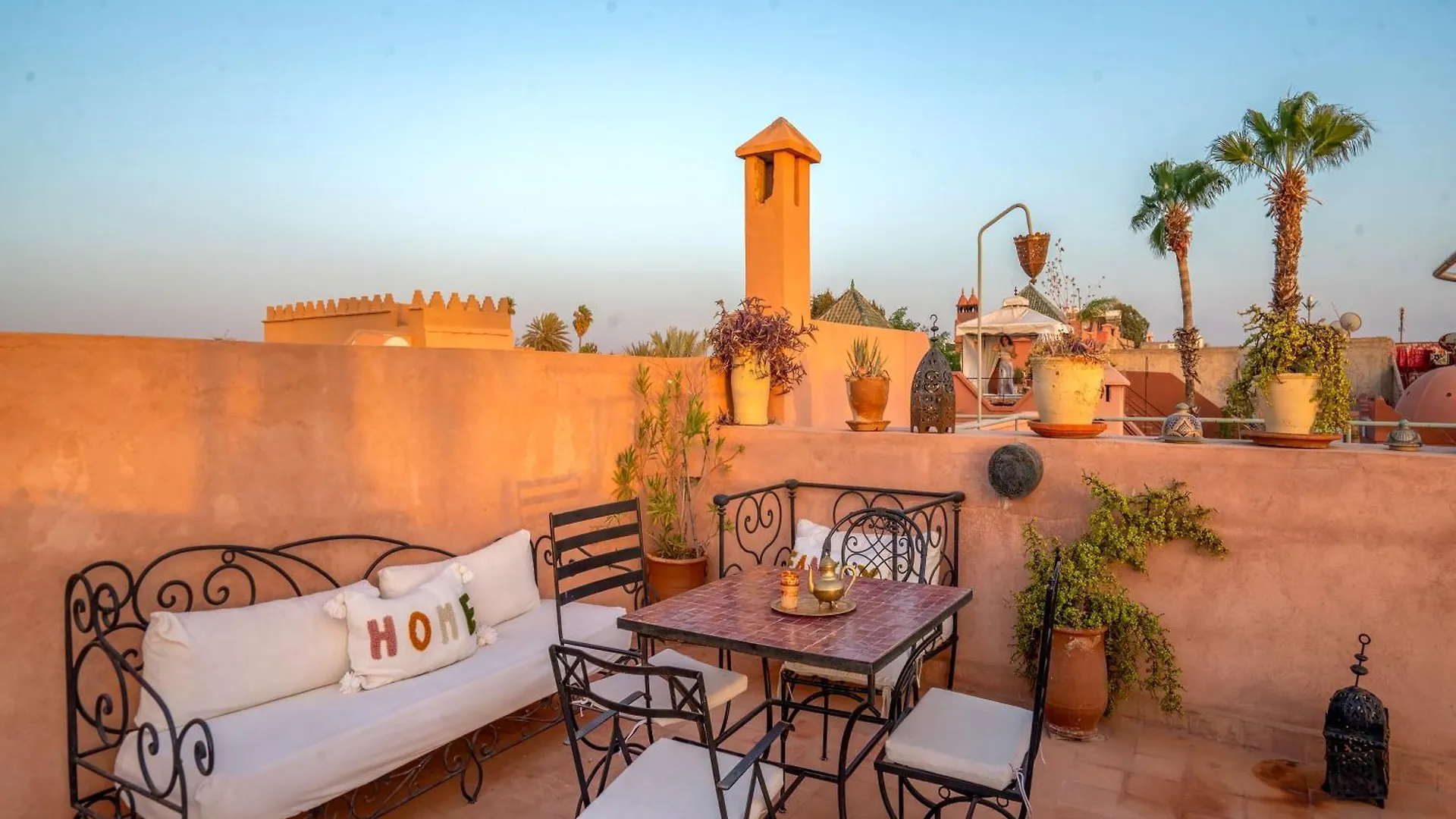 Riad Dar Nakhla Marrakesh Bed & Breakfast